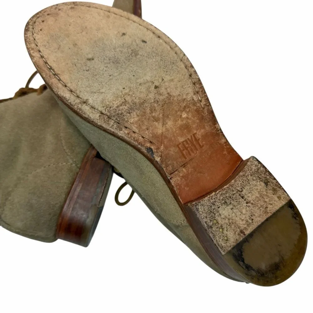 Frye Suede Carly Chukka Boots Taupe Lace Up Leather flat bootie size 7